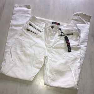 ‼️FINAL SALE! White Skinny Jeans